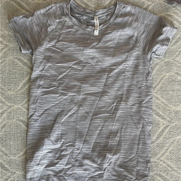 Athleta Athletic Shirt - Picture 1 of 2